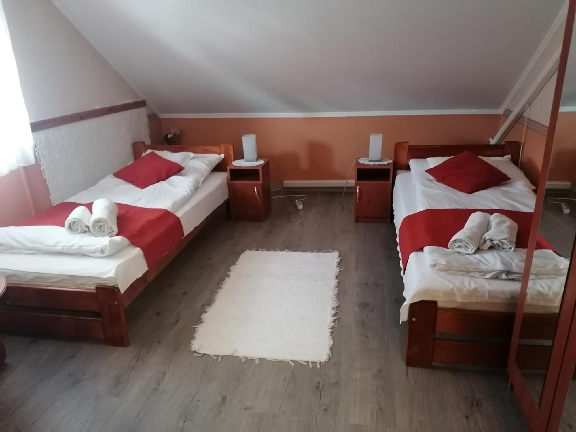Hotel Iglodi Panzio Kunszentmárton Zewnętrze zdjęcie