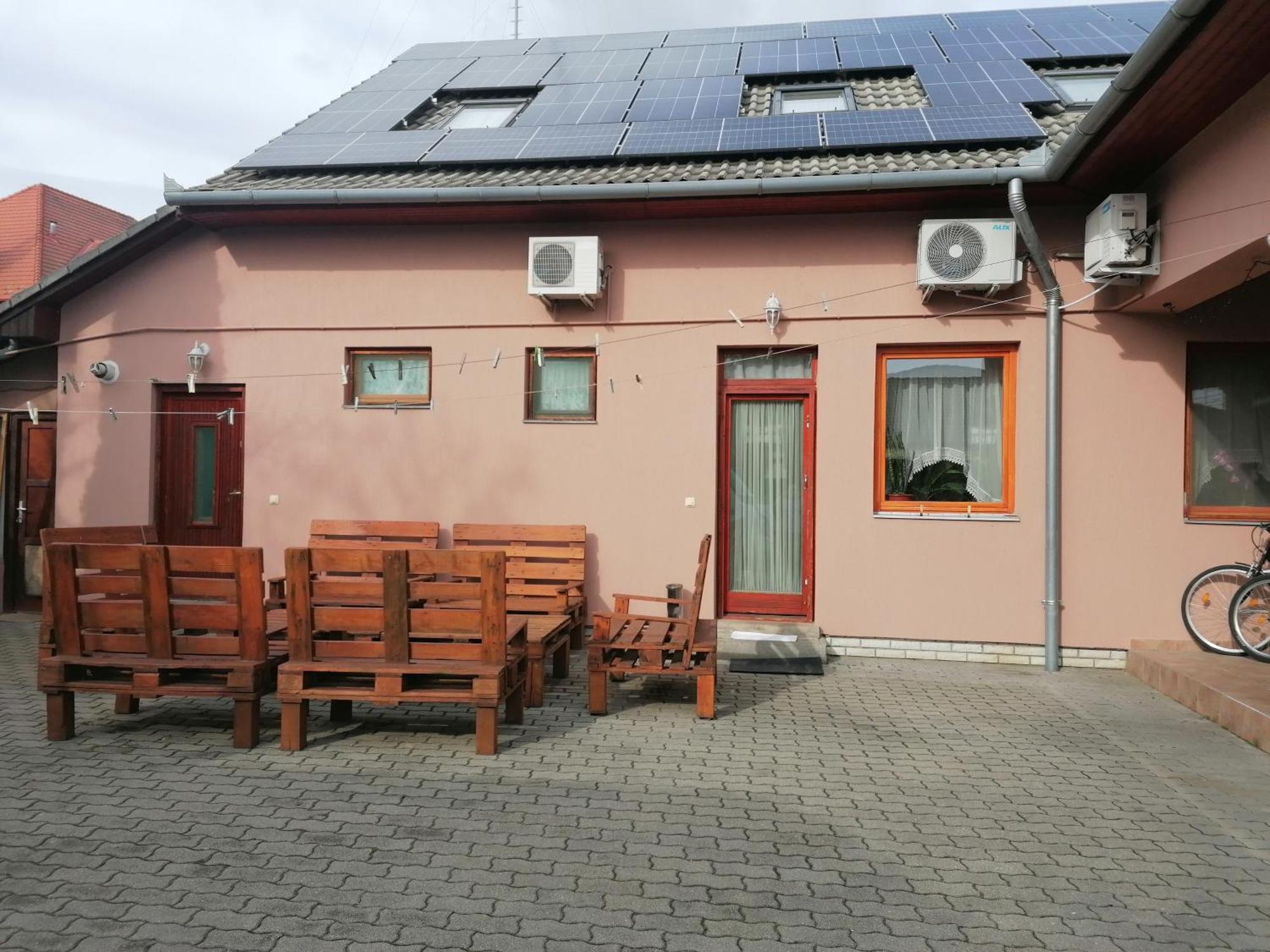Hotel Iglodi Panzio Kunszentmárton Zewnętrze zdjęcie