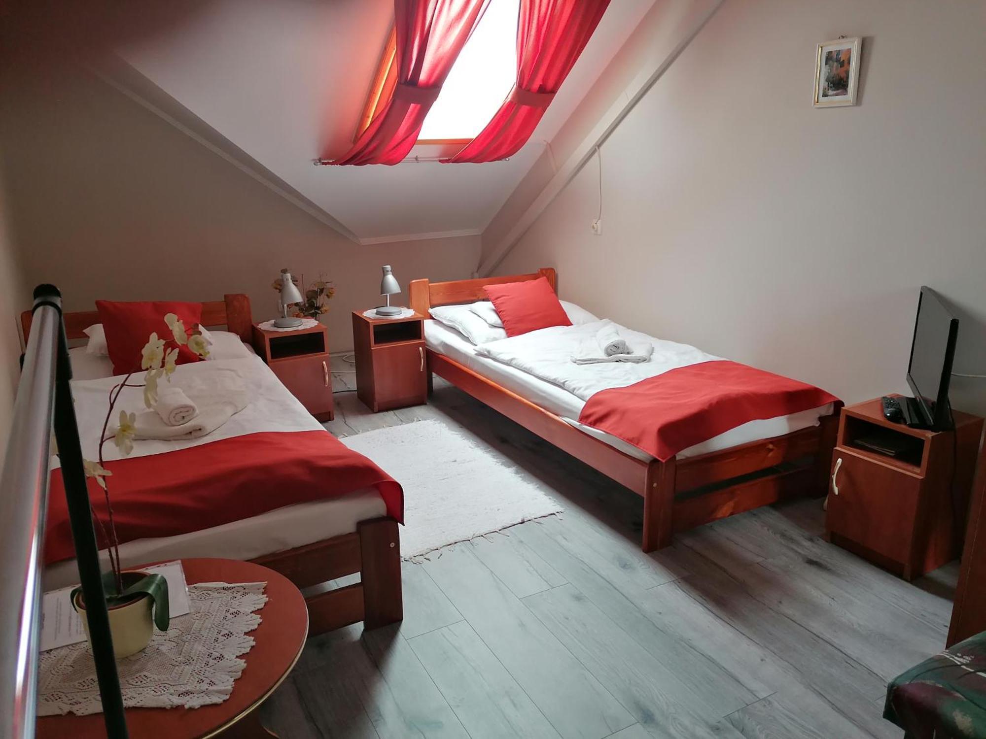 Hotel Iglodi Panzio Kunszentmárton Zewnętrze zdjęcie