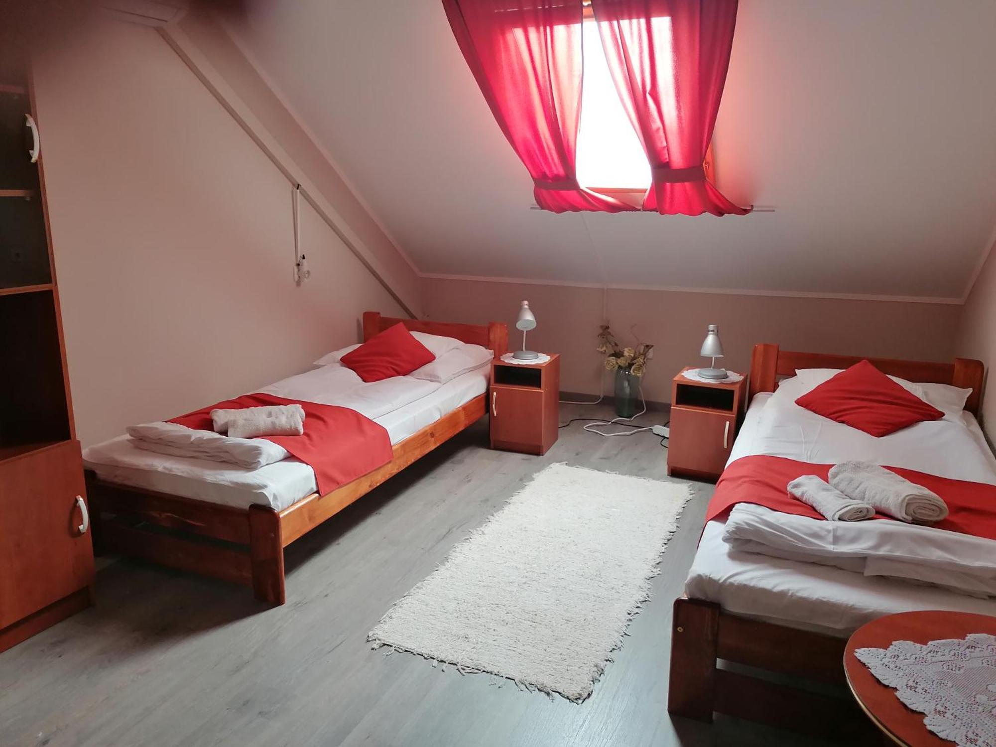 Hotel Iglodi Panzio Kunszentmárton Zewnętrze zdjęcie